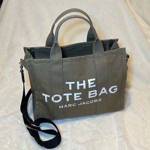 Marc Jacobs The Medium Tote